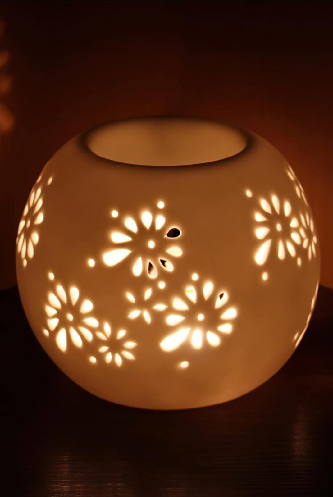 Brûleur de cire avec une boite de galet