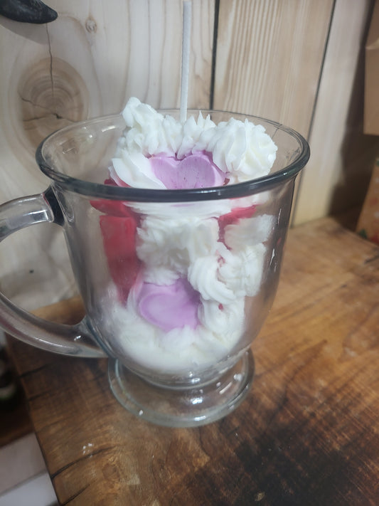 Bougie un délice un peu décoloré et cire cassée